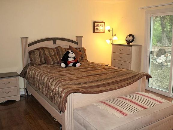 5th image of 11184 Madrigal St