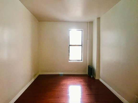 5th image of 540 Manhattan Ave APT 2K