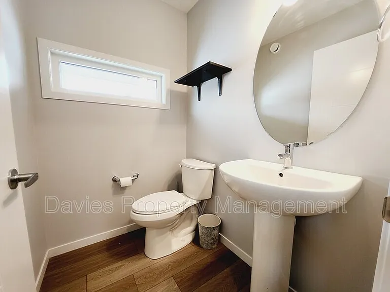22330 92a Ave NW — Photo 9