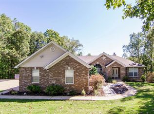 507 Huntington Trails Dr, Festus, MO 63028