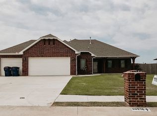 20976 Santa Fe Ave, Harrah, OK 73045