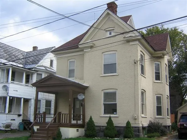 10 Temple St, Gloversville, NY 12078
