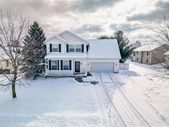 2550 Willow View Dr, Jenison, MI 49428