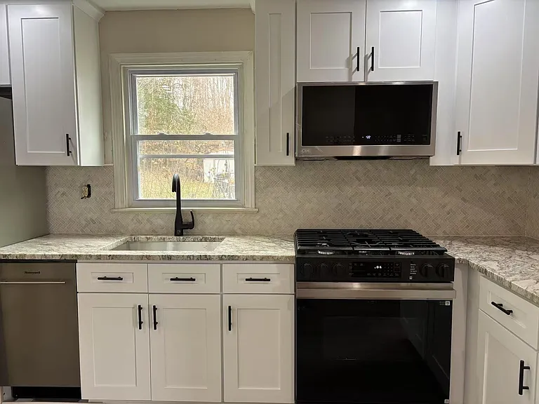 133 Mayflower St — Photo 10