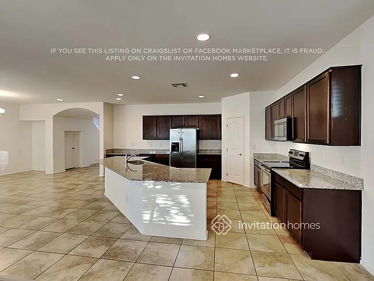 1265 E Palomino Way — Photo 5