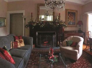 1120 Foothill Rd APT A, Ojai, CA 93023