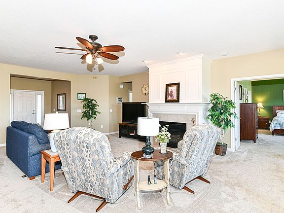 5th image of 539 King Fisher Dr