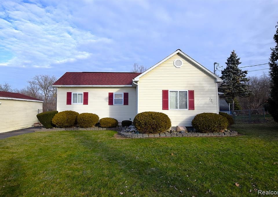 220 Beecher St, Otisville, MI 48463 Zillow