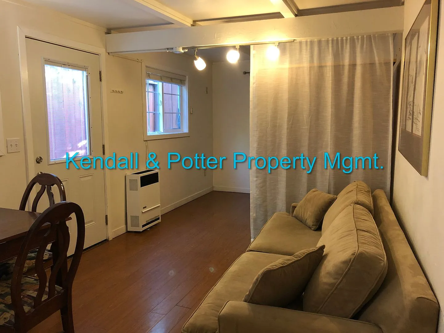 210Alturas — Photo 2