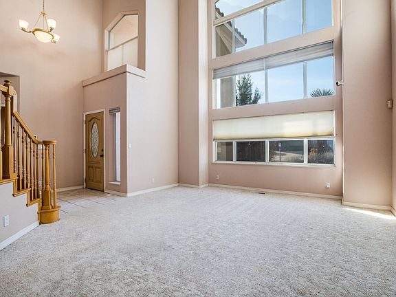 3rd image of 3561 White Horse Dr SE