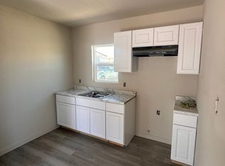 2143 Cerro Gordo St #3, Mojave, CA 93501