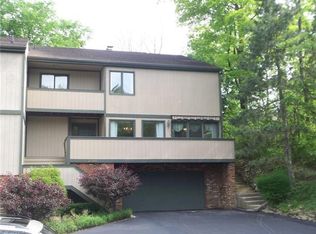 20449 Shelburne Rd, Shaker Heights, OH 44122