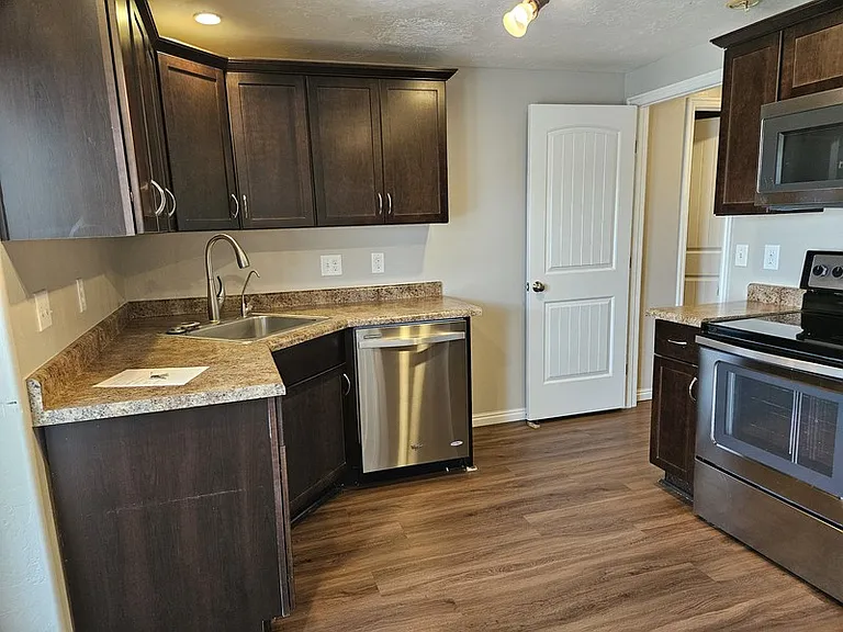 4211 N Lodge Pole Dr — Photo 6