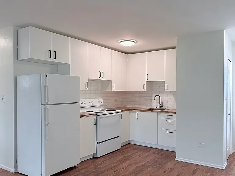 3002 W Colorado Ave #3034 — Photo 2