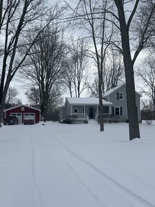 8926 Hough Rd, Almont, MI, 48003