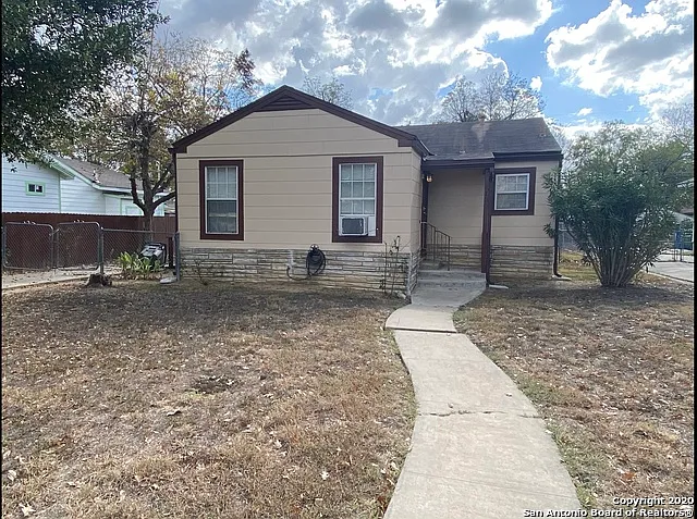 Building Photo - 1130 Sims Ave