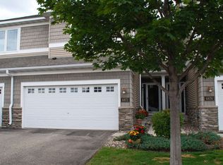 6872 Folkestone Rd, Apple Valley, MN 55124