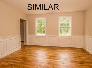 88 W Townsend Rd, Lunenburg, MA 01462