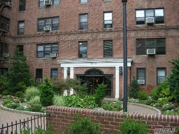 67-35 Yellowstone Boulevard image 1 of 3