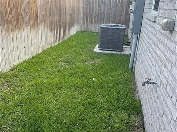 3rd image of 5909 Swallow Ave #1