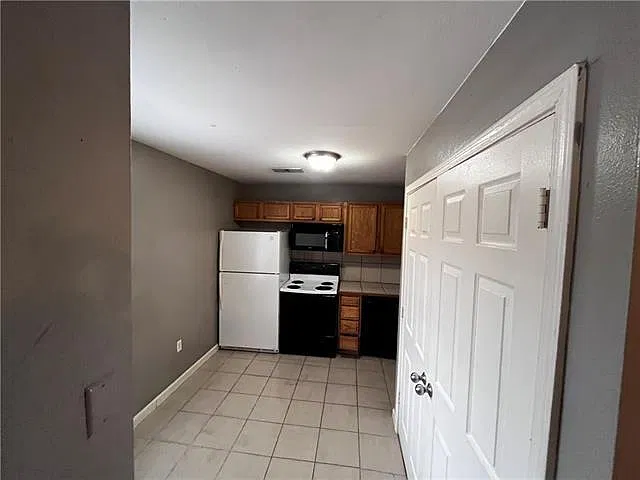 2 bed, 1.0 bath, 625 sqft, $875 — Photo 3