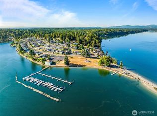 9811 Bowline Ct NW, Olympia, WA