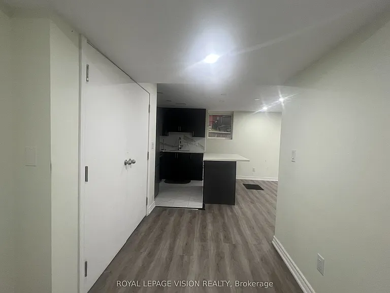 25 Gabrielle Cres #BASEMENT — Photo 9