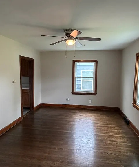 3718 Center St — Photo 5