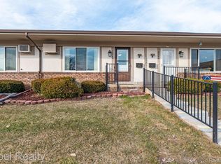 25246 Potomac Dr #7, South Lyon, MI