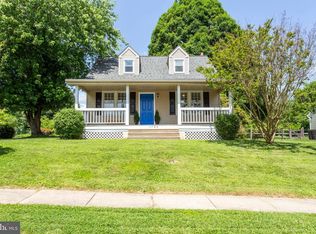 1720 Larkin Rd, Upper Chichester, PA 19061