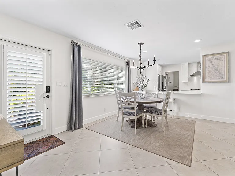 429 Inlet Rd — Photo 3