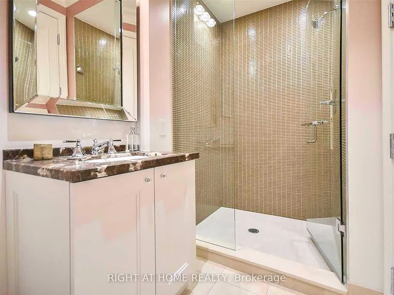 311 Bay St #3503 — Photo 14