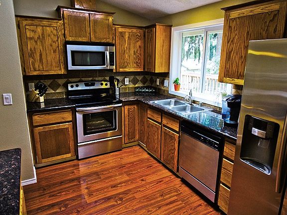 5th image of 8206 NE 139th Ct