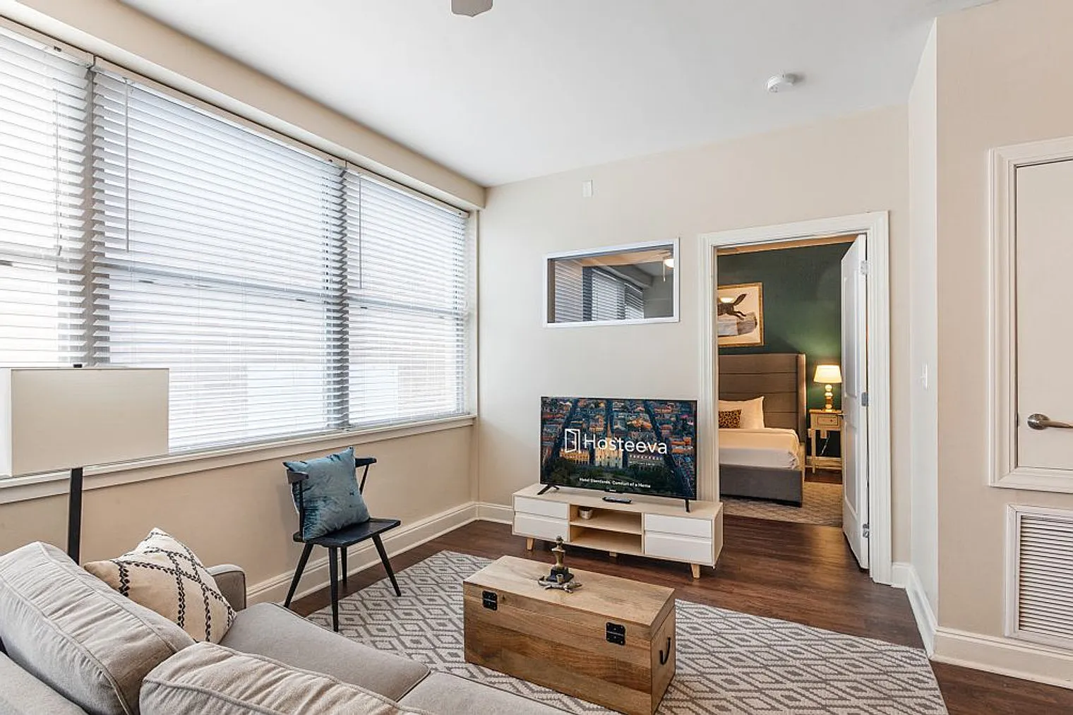 1 bed, 2.0 bath, 430 sqft, $4,250 — Photo 2