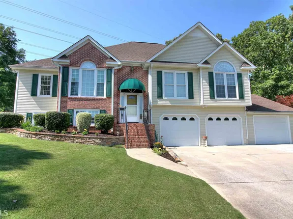 60 Peppermill Dr, Cartersville, GA 30120