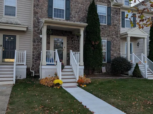 222 Kulp Dr, Perkasie, PA 18944