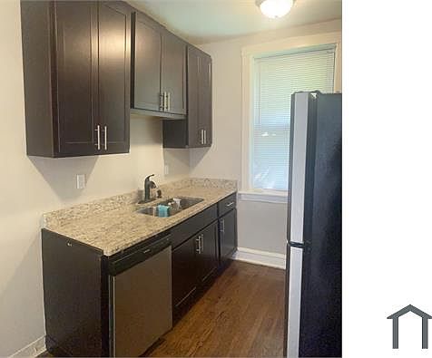 4th image of 3605 S King Dr APT 3