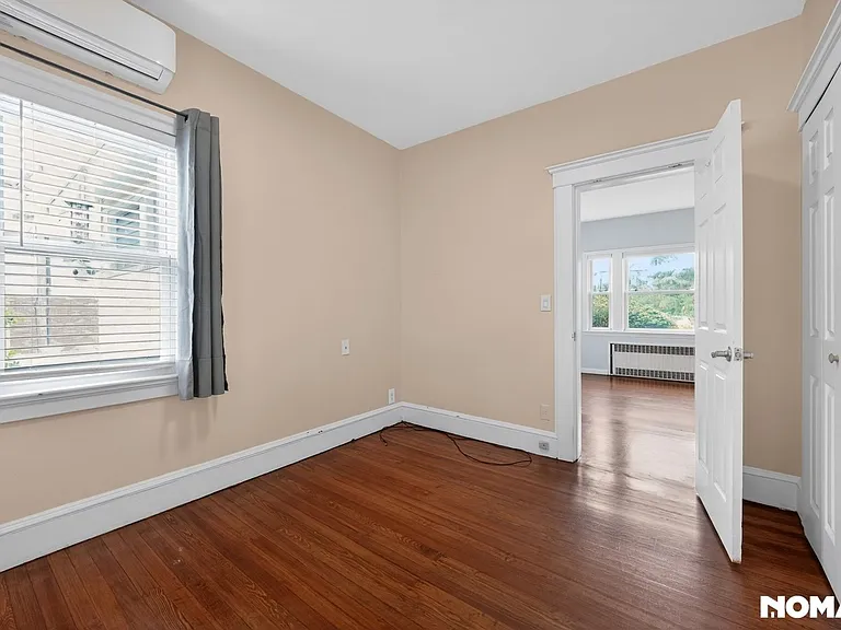 189 Lafayette Ave — Photo 17