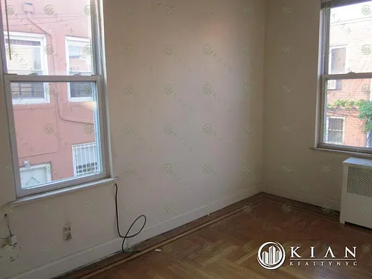 Rented by Kian Realty | media 41