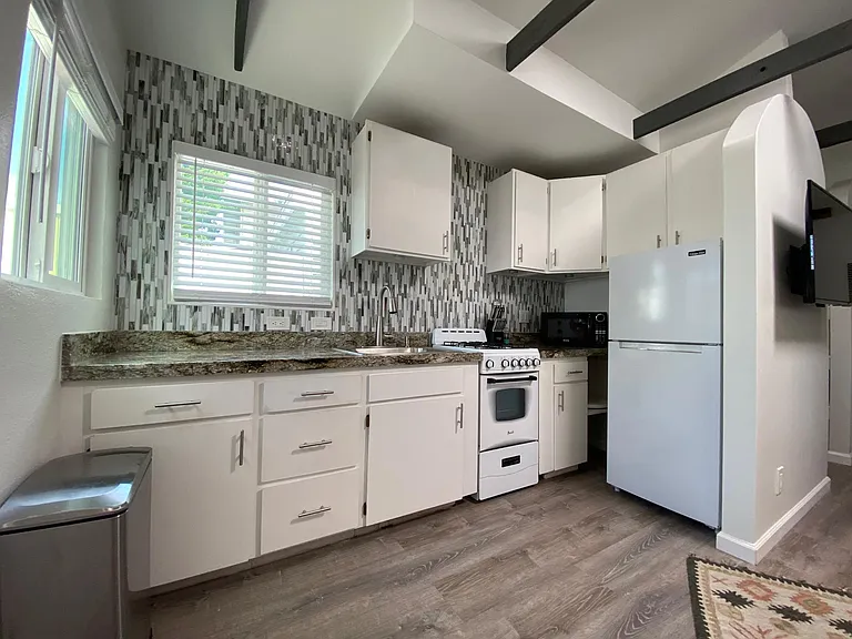 4029 Honeycutt St #5 — Photo 18