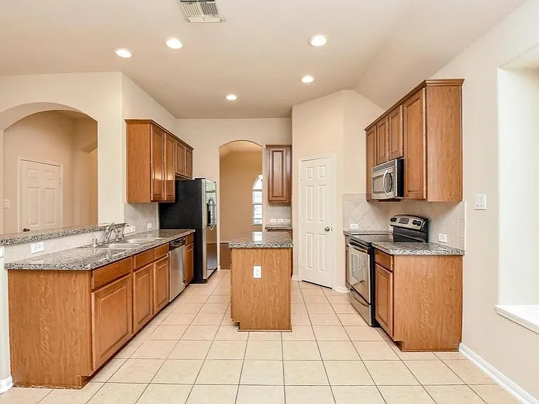 25307 Mallard Bay Ln — Photo 7