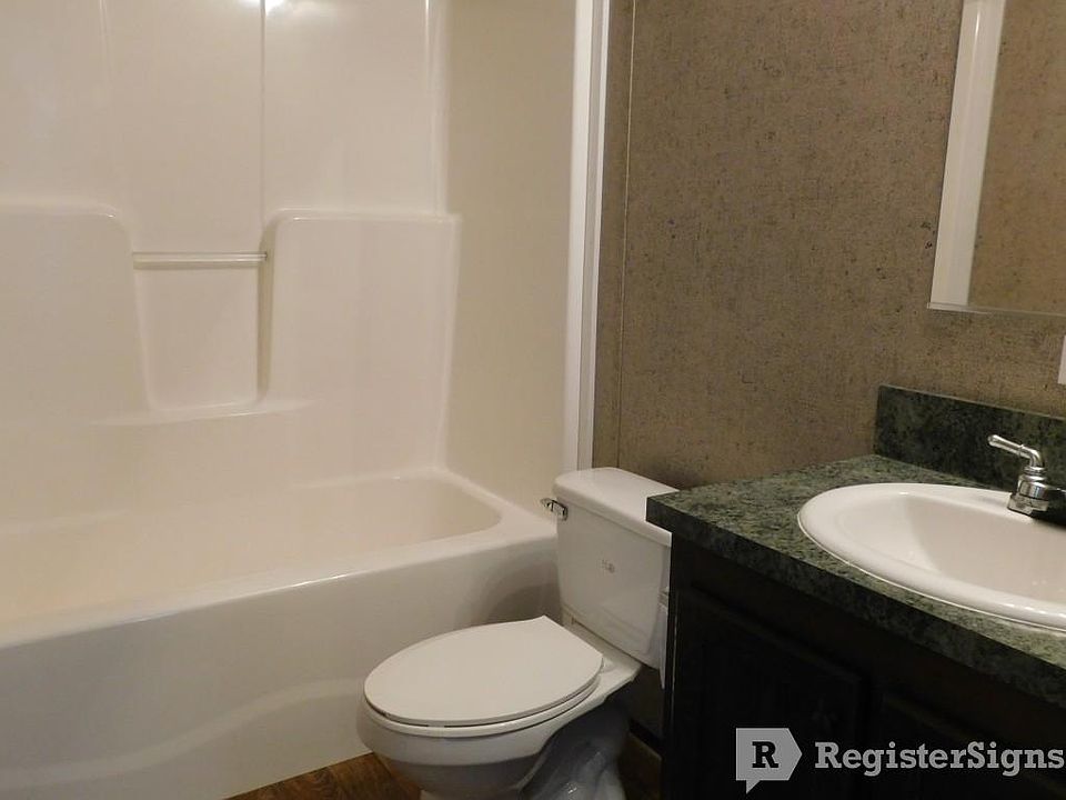 2nd image of 33 Sunflower Dr