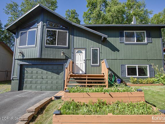 2nd image of 18105 Misty Falls Cir