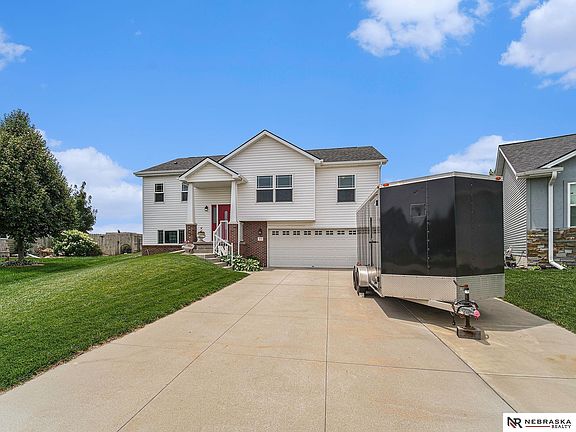 2nd image of 9543 Mortensen Ct