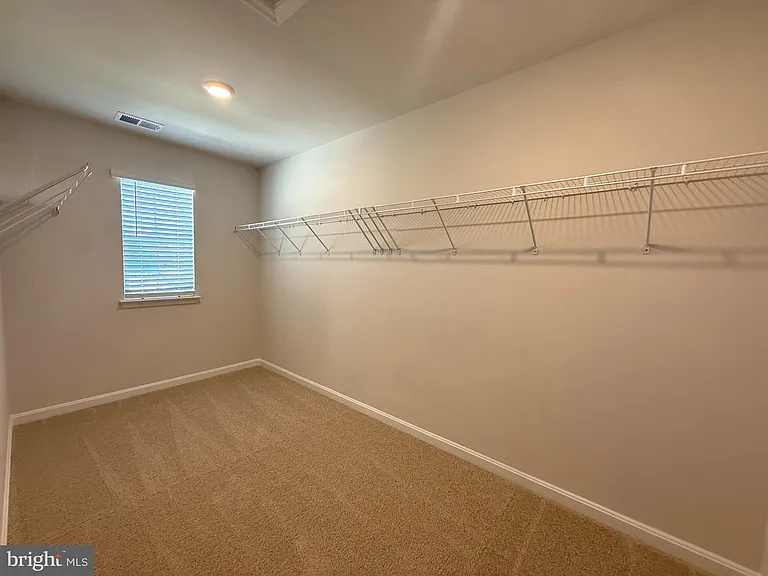 223 Orpington Dr — Photo 4