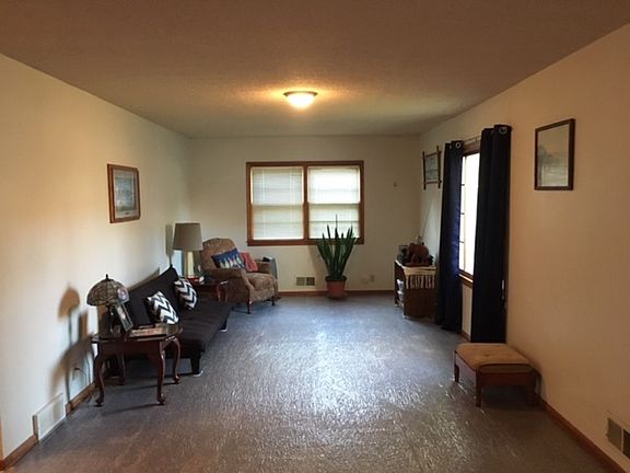 3rd image of 14 N Garden St