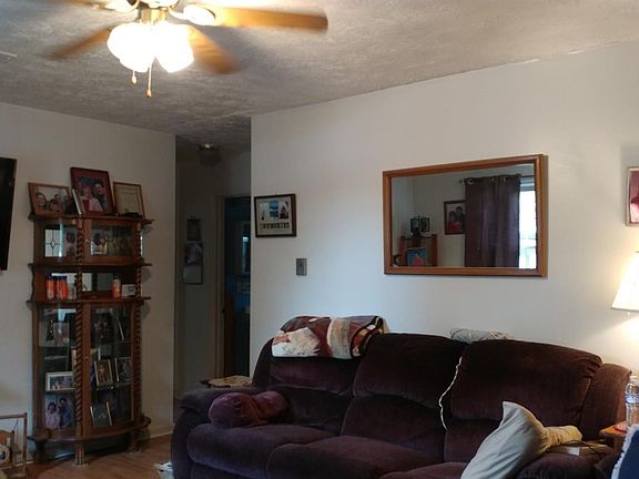 2nd image of 164 Hager Ave