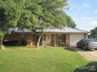 936 Leissner School Rd, Seguin, TX 78155