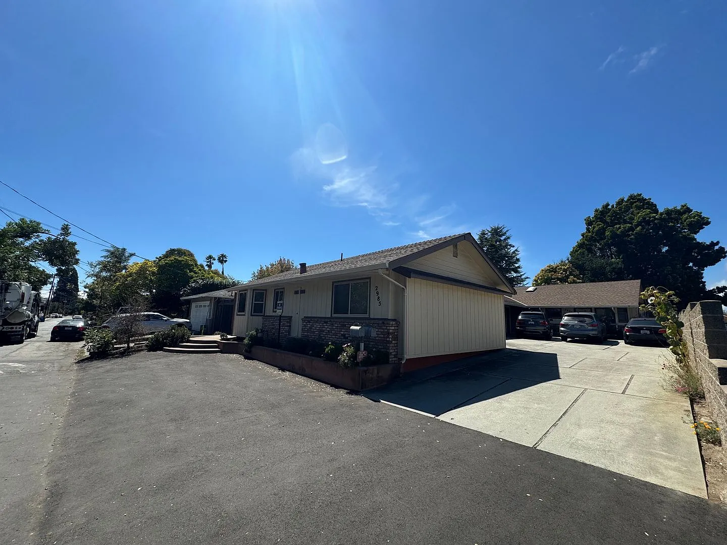 Sunny Single-Level 2-Bedroom, 2-Bath Home in Live Oak — Photo 3