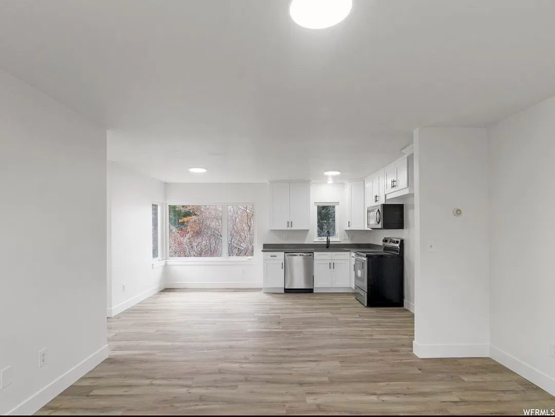 1 bed, 774 sqft, $1,850 — Photo 3